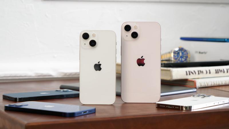 Сравнение смартфонов Apple iPhone 13 и 13 mini