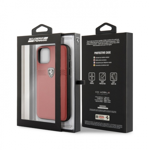 Кожаный чехол Ferrari Off-Track Perforated Horizontal Stripe для iPhone 11/11Pro/11ProMax, красный